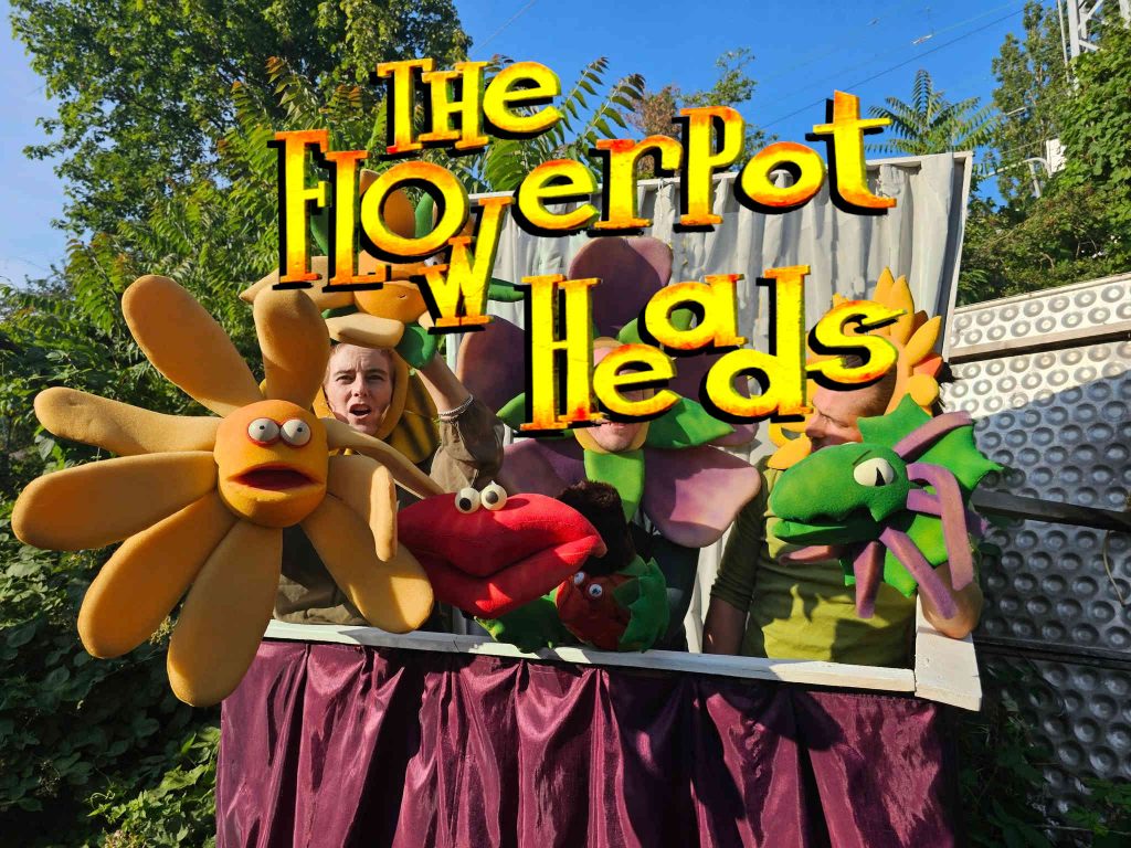 Puppentheater Brandenburg Berlin - The Flower Pot Heads